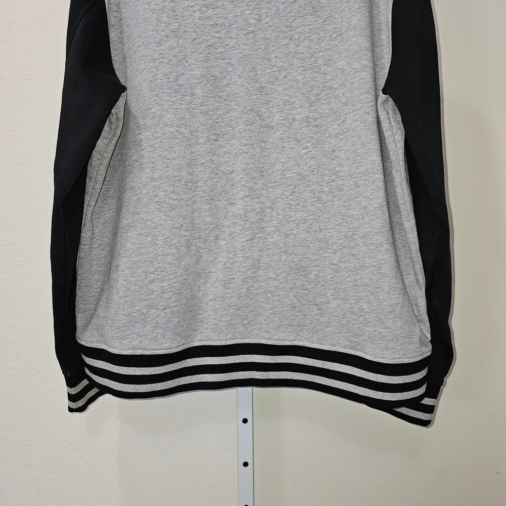 PENGUIN Men's Varsity Gray & Black Rib Knit Button Closure Bomber Jacket Sz XL - Picture 8 of 14